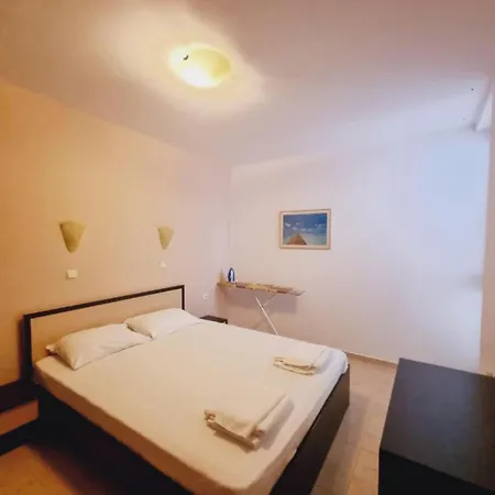 Breeze Apartment Complex Hotel 4*