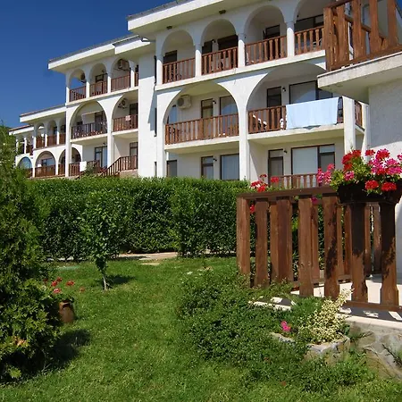 Hotel Breeze Complex