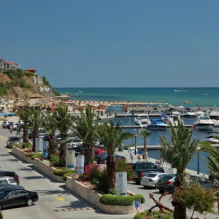 Breeze Complex Hotel 4*