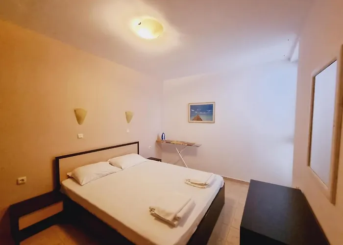 Отель Breeze Complex