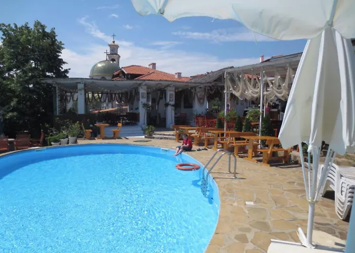 Hotel Breeze Complex