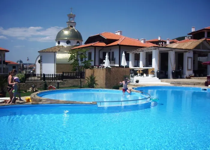 Breeze Complex Hotel