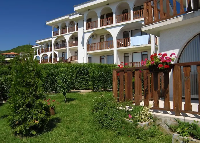 Hotel Breeze Complex